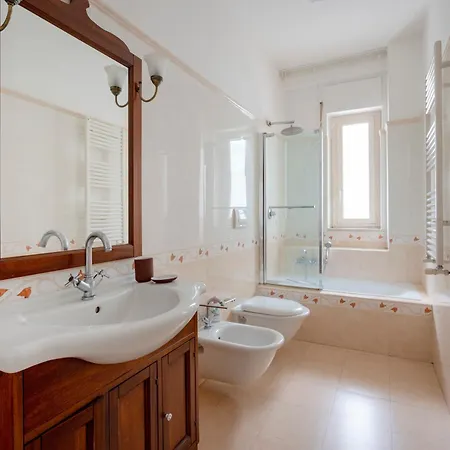 Sveva Apartment Bari